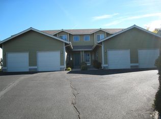 1989 NE Zachary Ct, Bend, OR 97701
