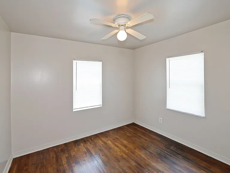 1414 S Nance St — Photo 16
