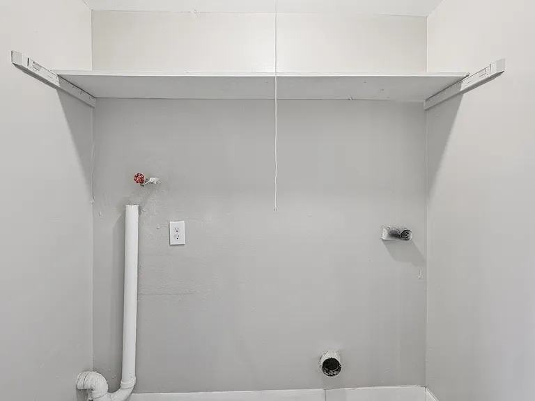 Winford Place Apartments — Photo 50
