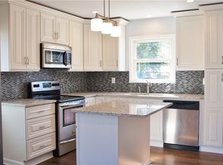 8809 3rd Ave S, Seattle, WA 98108