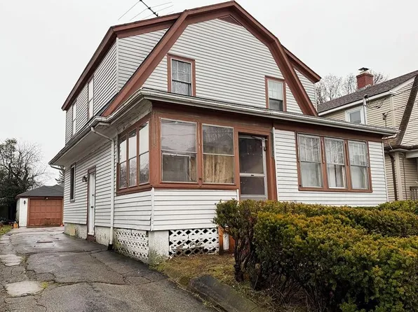 18 Harding Ave, Cranston, RI 02905