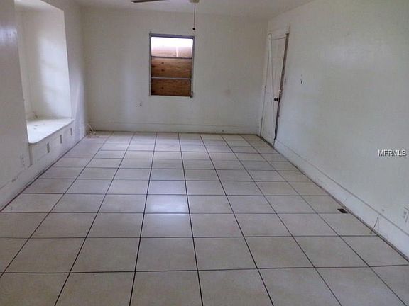 3rd image of 716 15th Ave S
