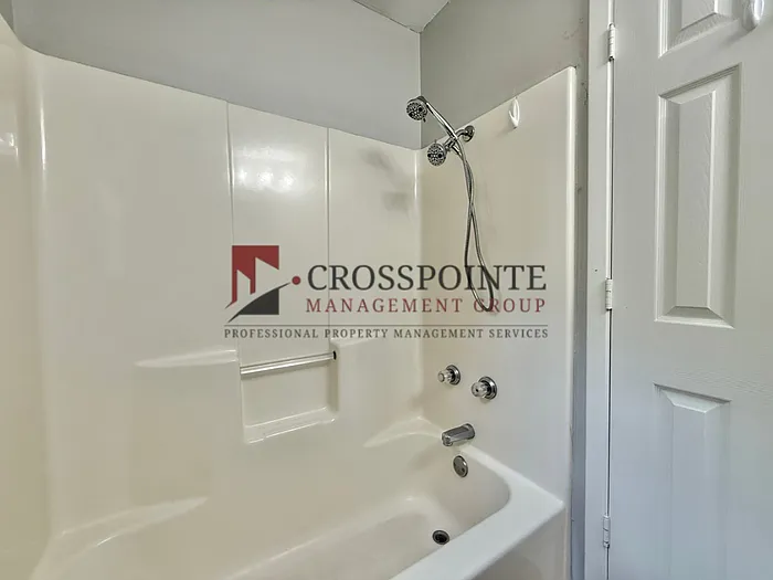 2531 Westminster Dr — Photo 19