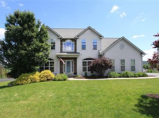 4452 Winding Creek Rd, Manlius, NY 13104