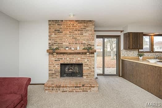 5th image of 9 Ardwick Dr