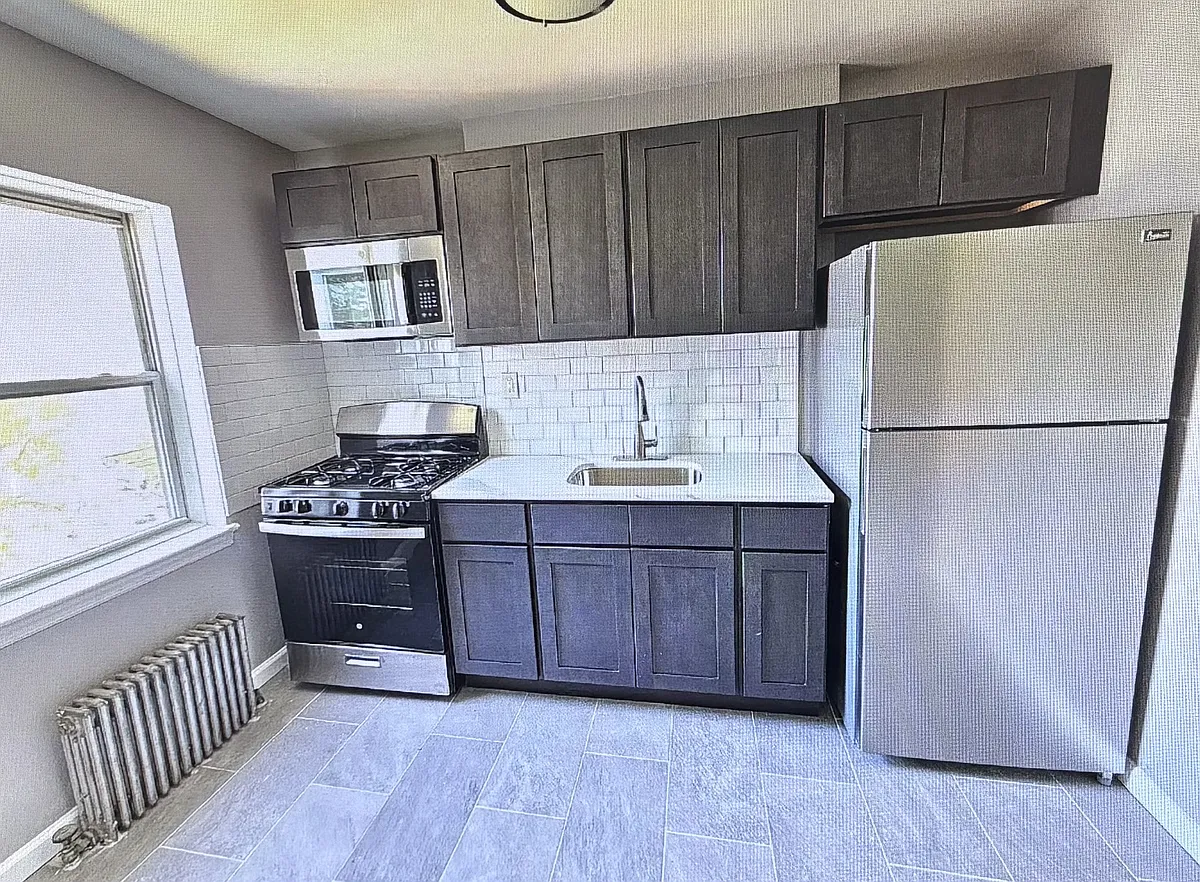 Building Photo - 834 Jersey Ave #6