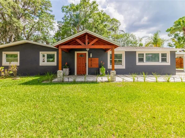 219 S Webb Rd, Plant City, FL 33566
