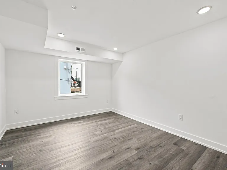 1514 S 22nd St #1 — Photo 41