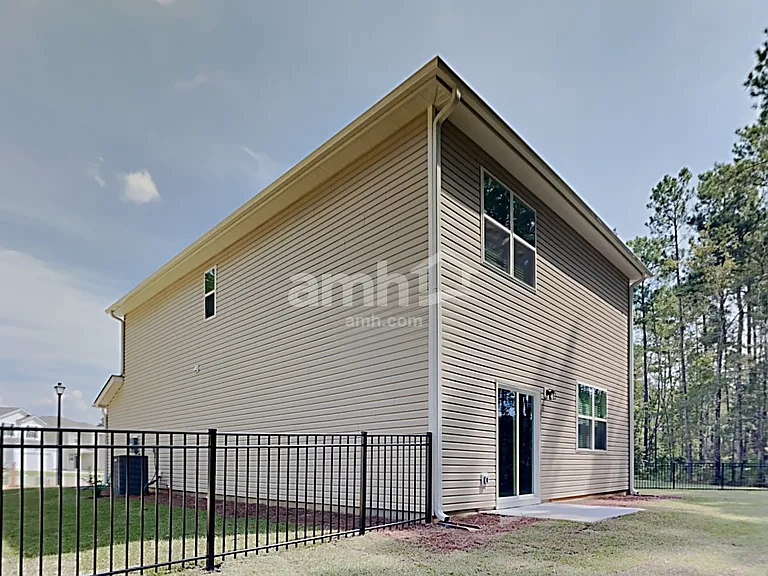 505 W Lionel Rd — Photo 28
