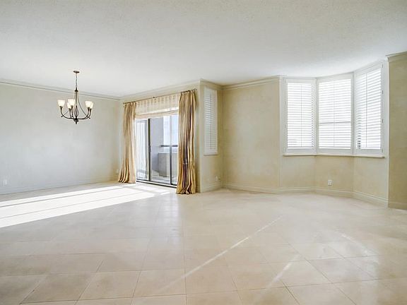 4th image of 651 Bering Dr Unit 1803