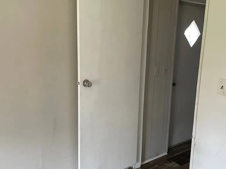 204 Farrell St — Photo 12