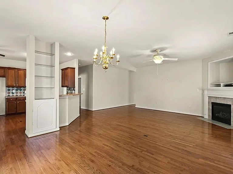 14537 Sailboat Cir — Photo 6