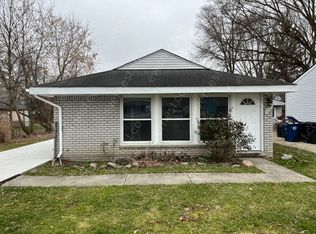 20019 Lexington, Redford, MI 48240