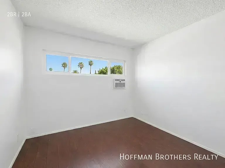 6828 Fulton Ave #6 — Photo 11