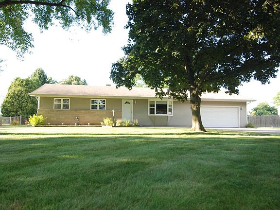 2nd image of 24256 Redfield St