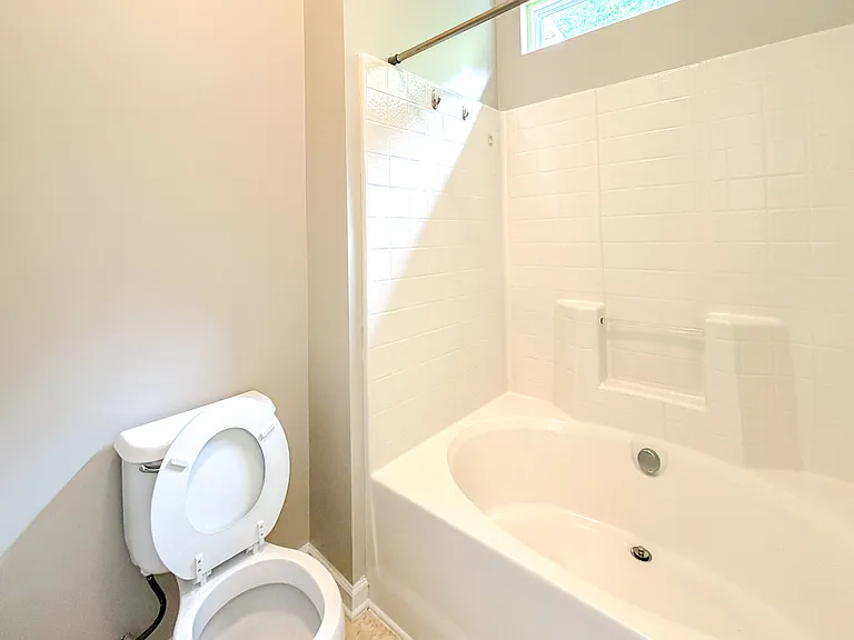 521 Woodson Dr — Photo 17