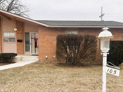 105 Plaza Ter, Dodge City, KS, 67801