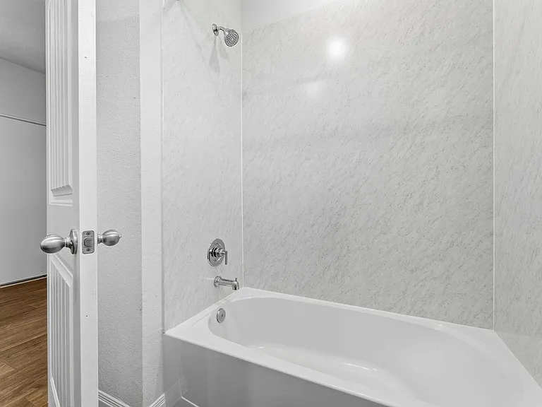 202 Eagle Mountain Trl — Photo 25