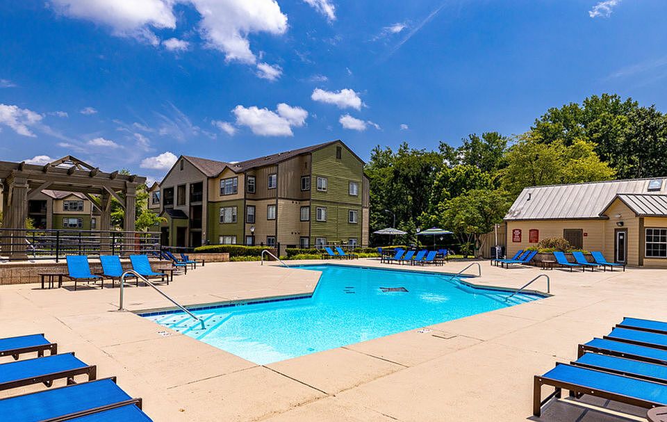 Relax by the Sparkling Pool with Lounge Chairs