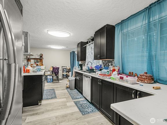 5th image of 23505 NE 229th Street