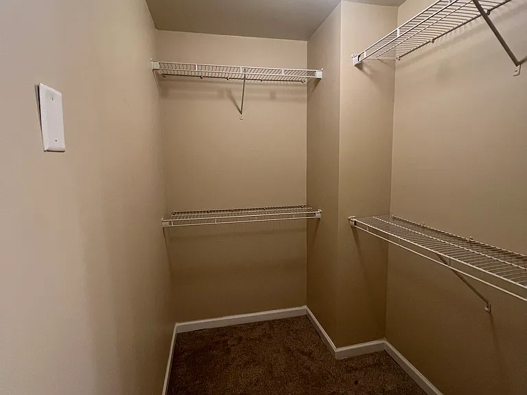 321 Village Dr — Photo 21