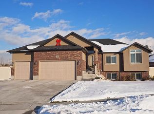 1786 N 225 E, Layton, UT 84041