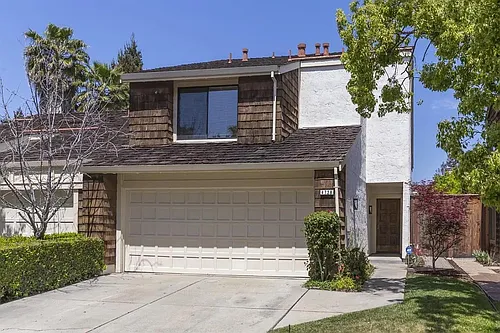 4728 Cielo Vista Way Photo 1