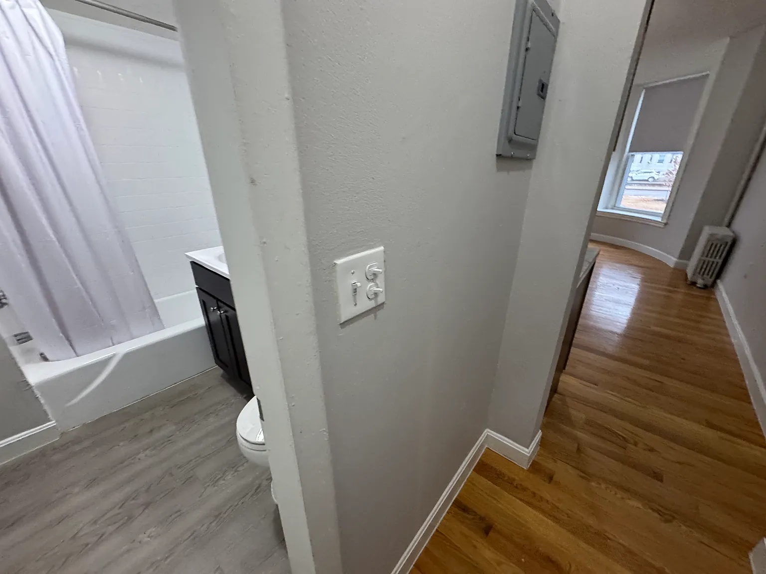 1124 Commonwealth Ave — Photo 1