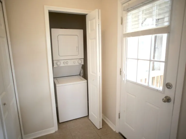 78 Riberia St — Photo 14