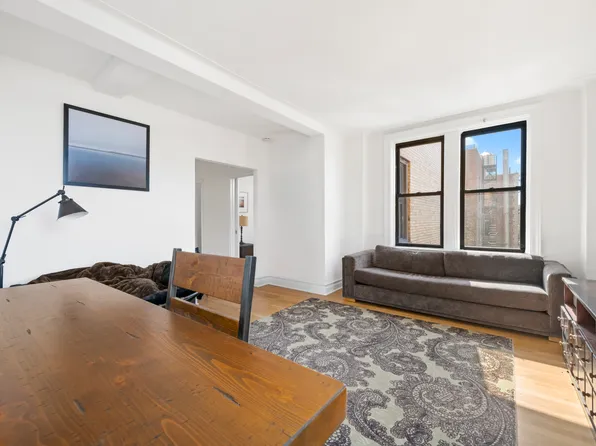 473 West End Avenue image 7 of 12