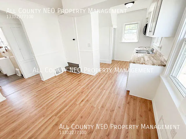 1241 Bedford Ave SW — Photo 21