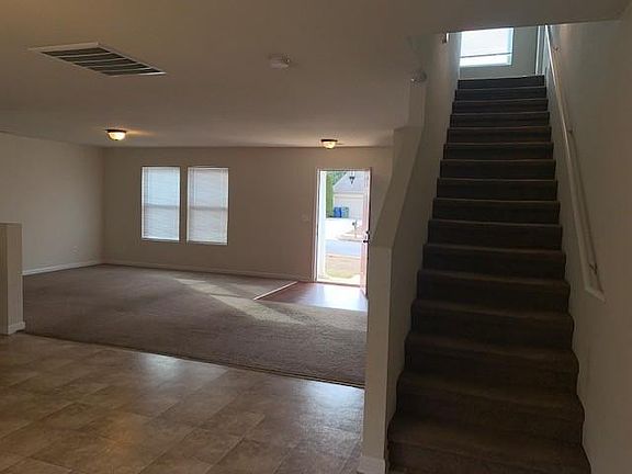 4th image of 29797 Westfield Dr NW