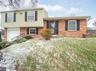 6922 Pinecrest Rd, Catonsville, MD 21228