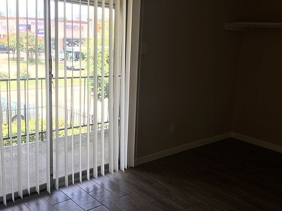 3rd image of 5625 Antoine Dr APT 313