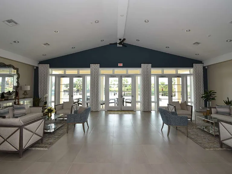 114 Del Palma Dr — Photo 44