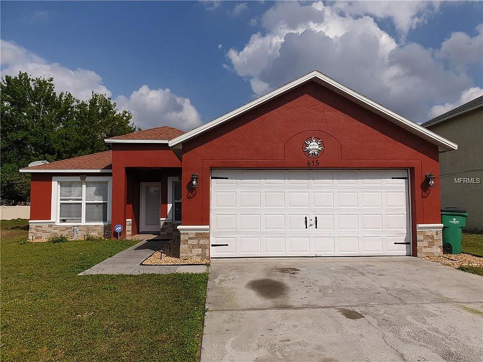 1st image of 615 Notre Dame Way