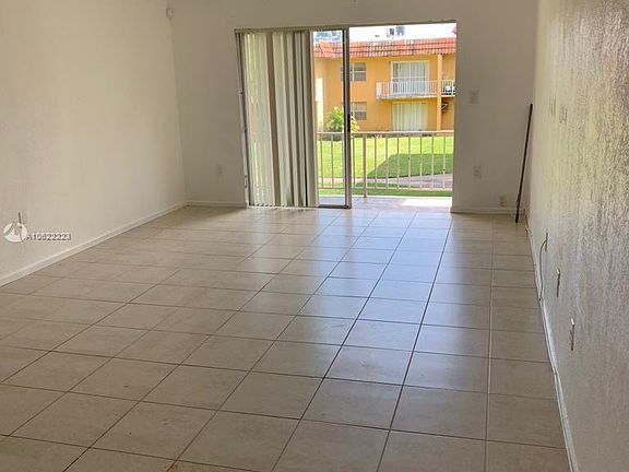 3rd image of 505 NW 177th St APT 243