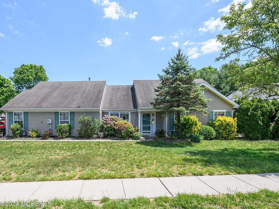 1st image of 3490 Vicari Avenue