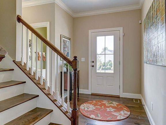 2nd image of 467 Cotillion Dr