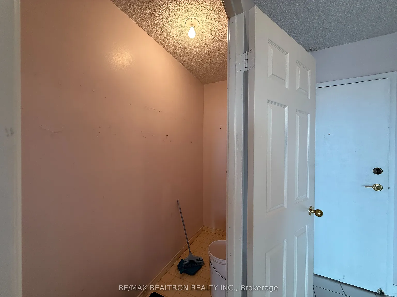 3 bed, $3,450 — Photo 4