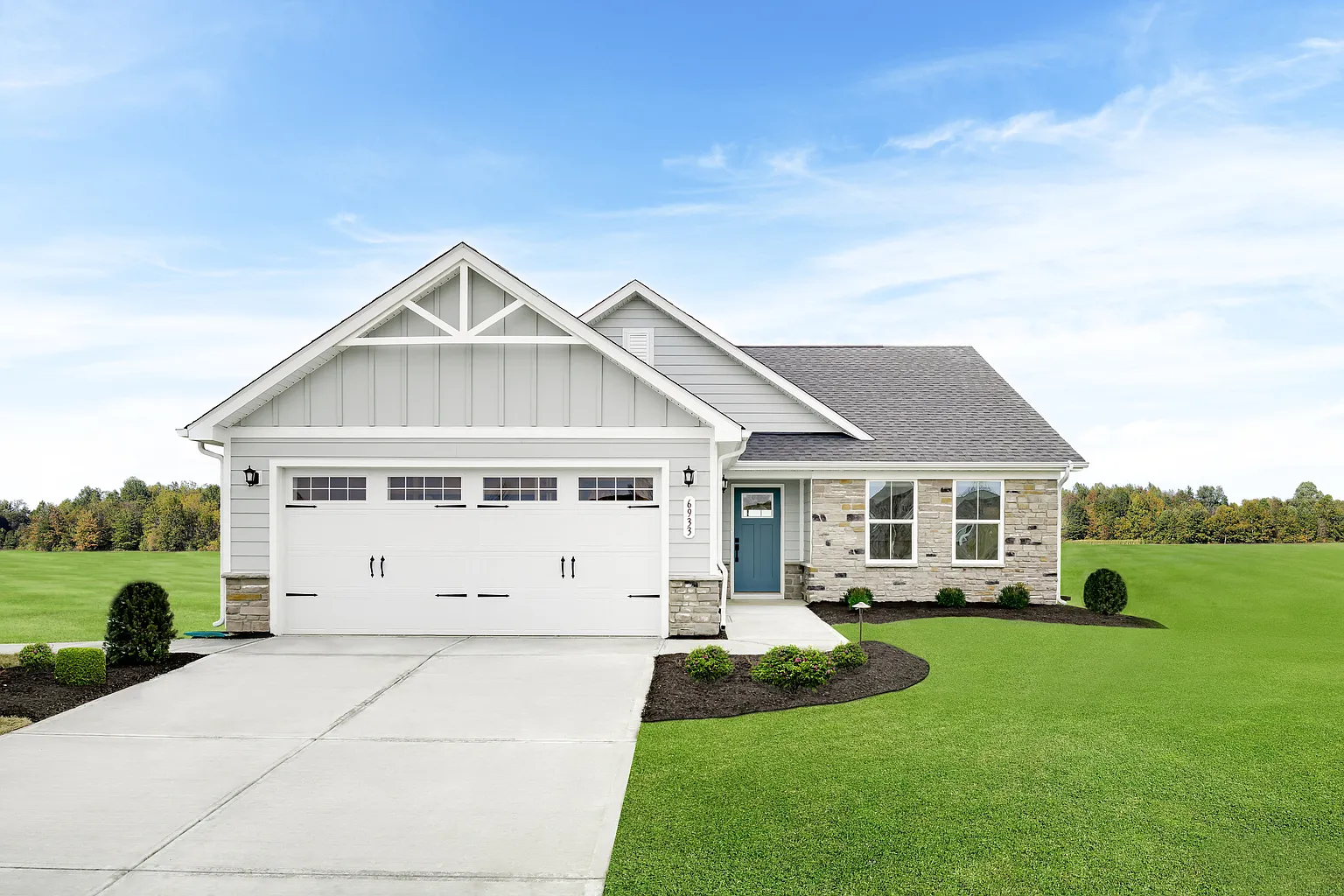 2076 Bouquet Dr photo 1