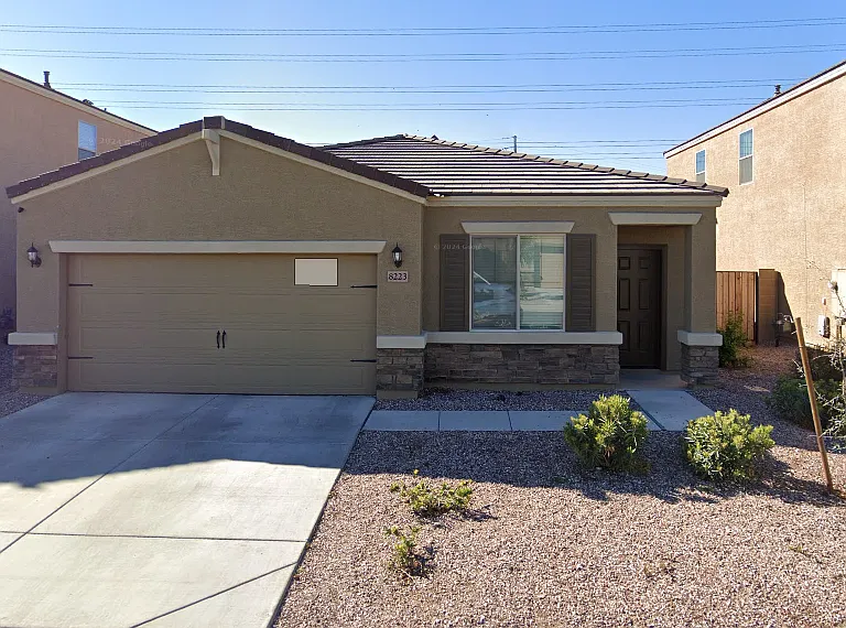 8223 W Pueblo Ave — Photo 1