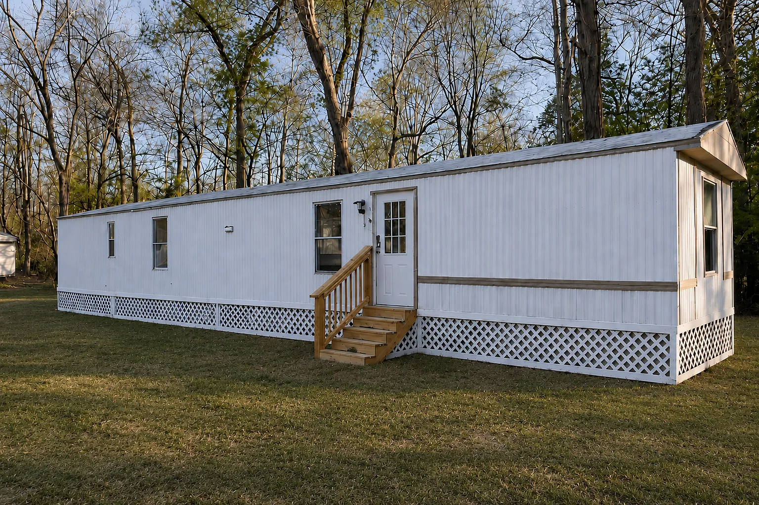 173 Robbins Ave — Photo 1