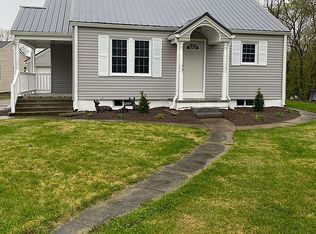 1187 S Seminary St, Bloomfield, IN 47424