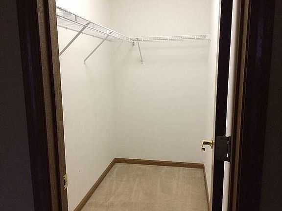 5th image of 504 Crockett Ct