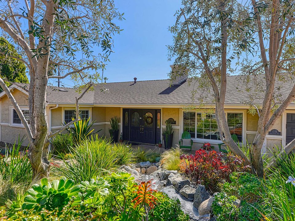 1st image of 1725 Alta Vista Way