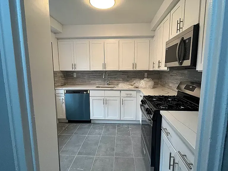 75-24 188th St #1 — Photo 2