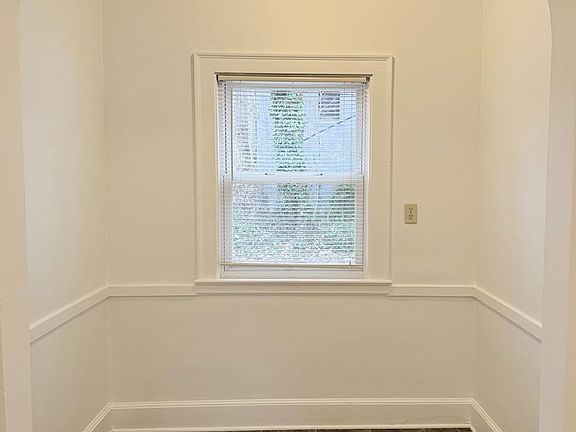 4th image of 1209 S West Ave