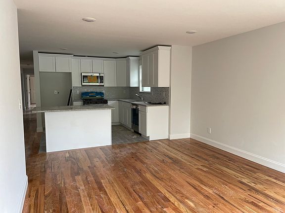 2nd image of 19 N Munn Ave #22
