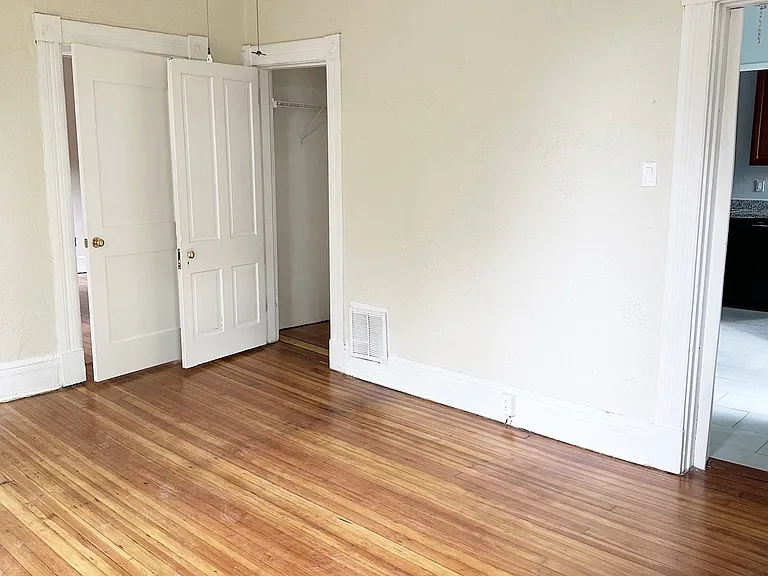 Bedroom #1